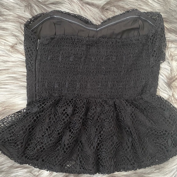 Anthropologie/Porridge Crochet Peplum Top - Picture 4 of 5